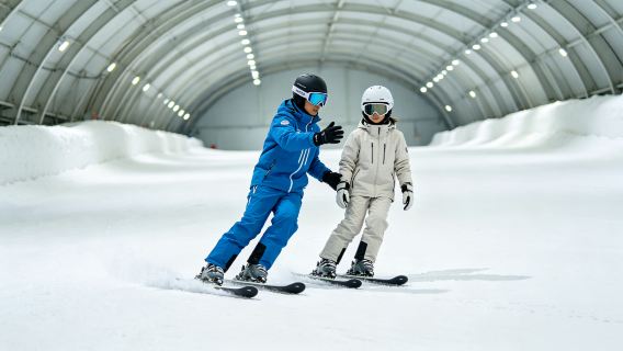 Pengajar ski rasmi berlesen [papan selaju/papan dwi] di Taicang Alps Snow World