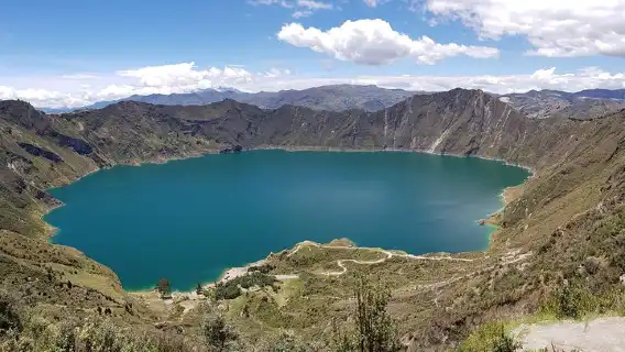 Cotopaxi & Quilotoa Volcanoes Tour All-in-One Day Trip from Quito