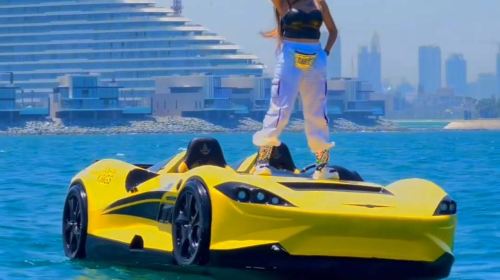 Dubai Jet Water Car Experience 5