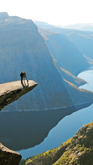 Trolltunga panoramic hike in Norway (professional guide)