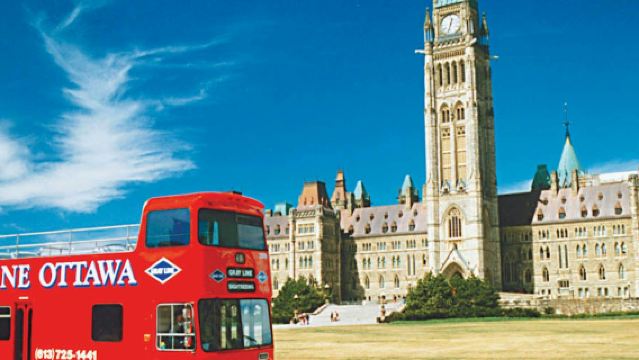 Ottawa City Tour: Hop-on Hop-off Bus