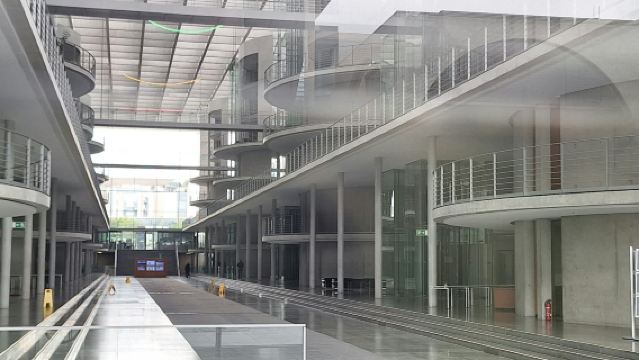 Berlin: Rundgang durch das Regierungsviertel & Besuch der Reichstagskuppel