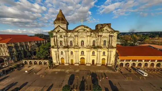 Tagaytay, Taal Volcano & Heritage Town: A Journey of Discovery