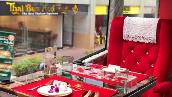 Bangkok Reise Michelin Sightseeing-Bus-Tour authentische thailändische Küche Erlebnis