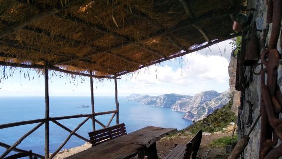 Agerola: Tur Pendakian Terpandu Jalur Para Dewa