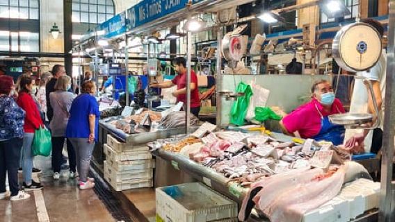 Jerez: Gastronomic Walk, Lunch and Sobremesa Flamenca