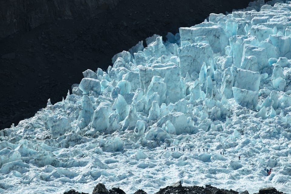 Franz Josef: escursione di 2,5 ore sul ghiacciaio con trasferimento in elicottero