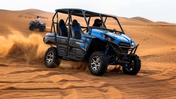 Safari premium nel deserto con quad sulle dune, giro in cammello, cena barbecue e spettacoli dal vivo