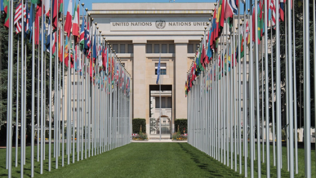 紐約中城深度遊聯合國總部+洛克菲勒中心+航母博物館+高線公園