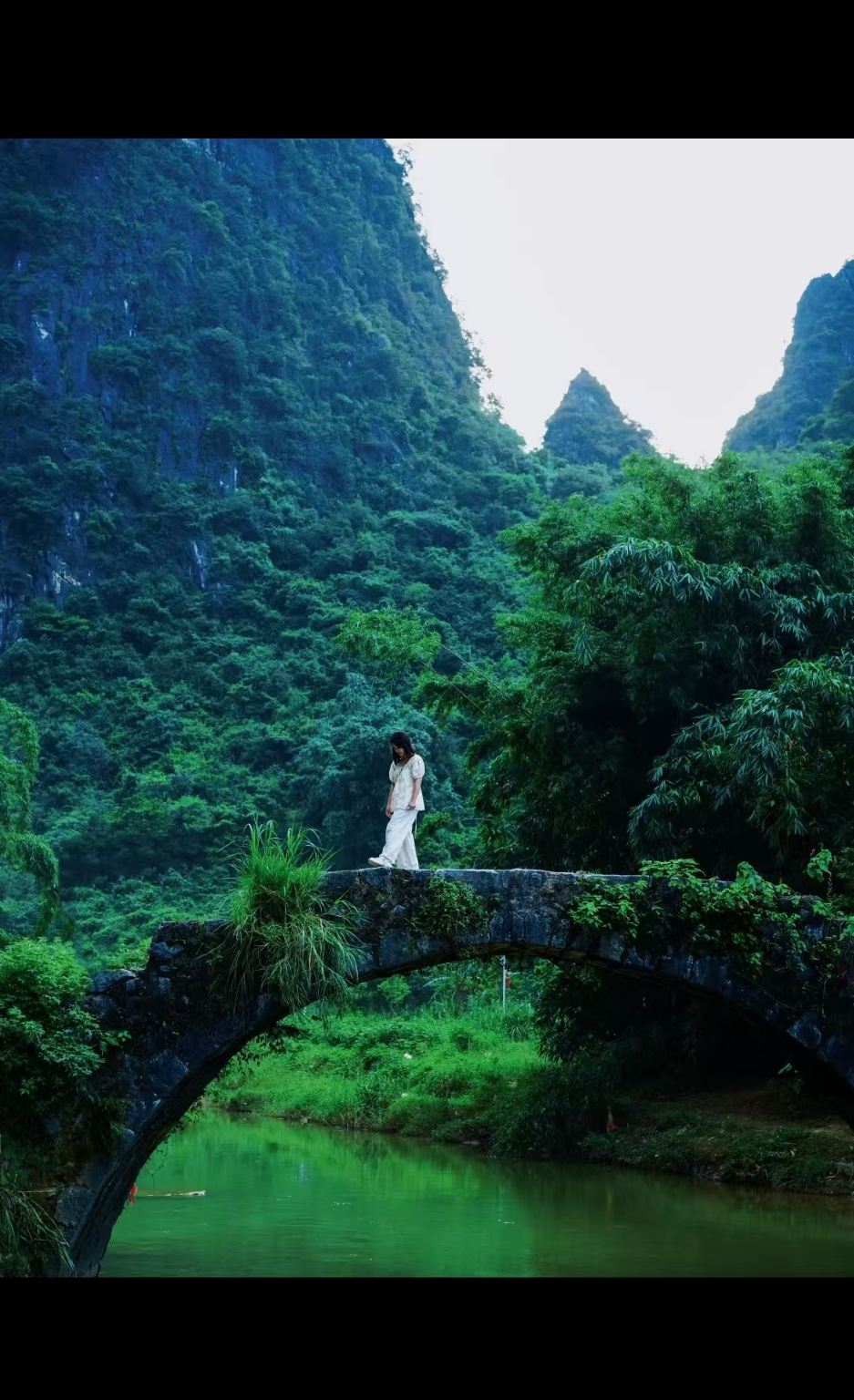 Guangzhou to Yingde 1-day private charter tour: Dongtian Xianjing + Fenglin Town + Little Zhaozhou Bridge