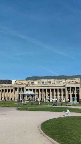 Burg Hohenzollern + Porsche Museum + Palace Square 1-day tour