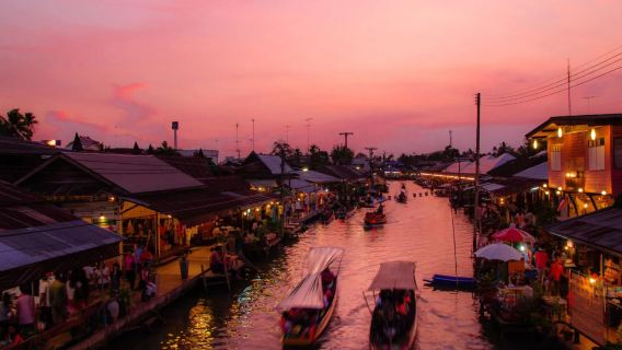 メークローン市場+ワット・チュラマニー+アムパワーのホタルツアー|無料電動ボート