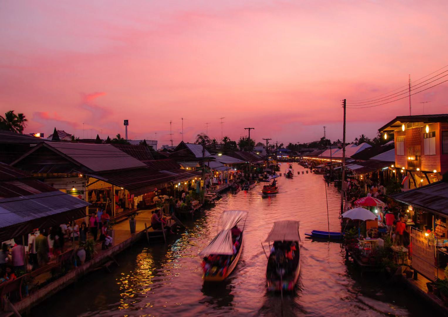 매끌렁 기찻길 시장+와트 쭐라마니+암파와 반딧불이 투어|무료 전동 보트
