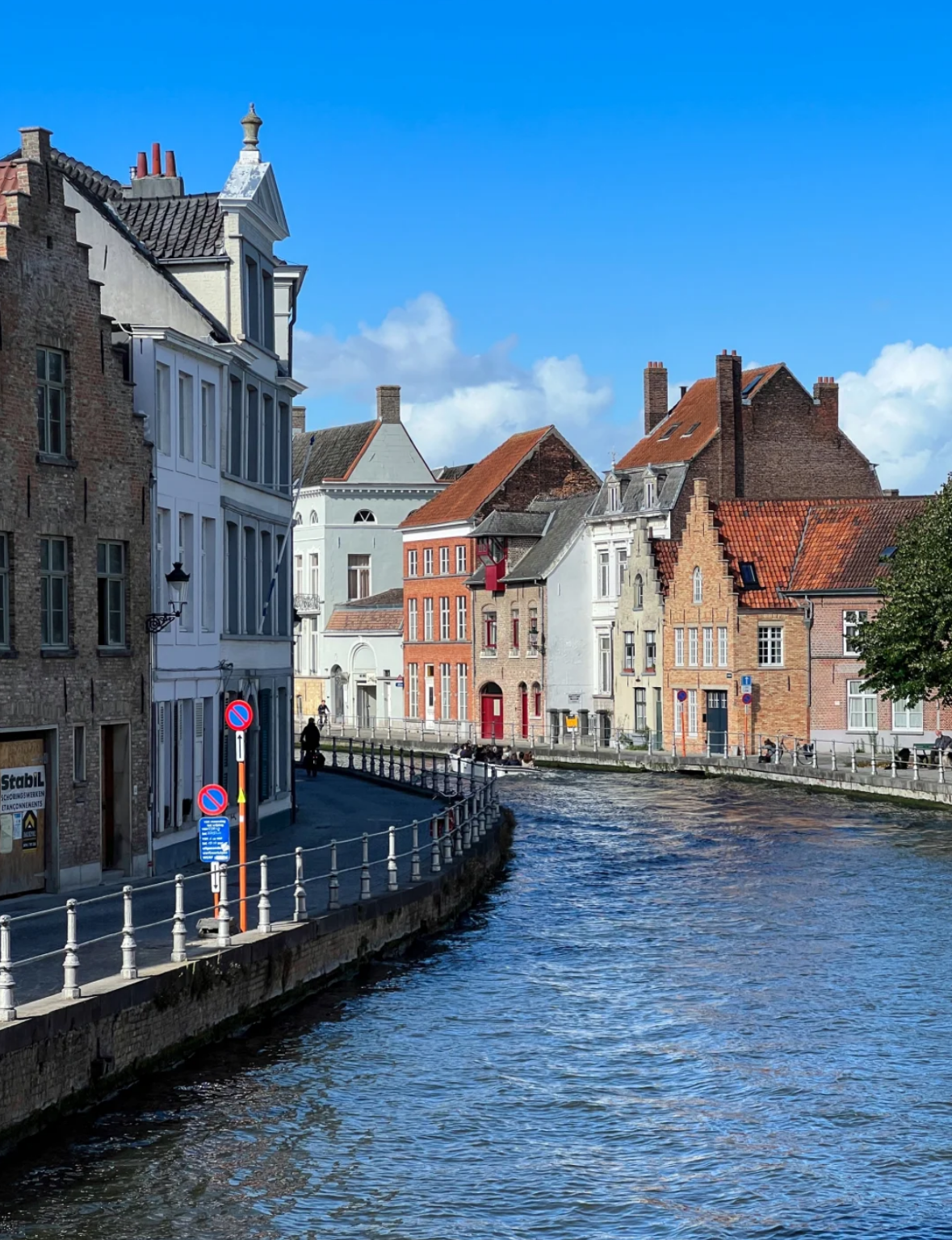 比利時境內/中文導遊/地陪嚮導/展會翻譯/商務翻譯/溝通無障礙