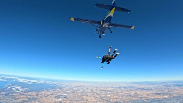 Melbourne City Center|Great Ocean Road|Yarra Valley & Dandenongs Ranges|Skydiving from 15,000 feet|Single Skydiving Voucher|Professional instructor guidance|Optional transfers in Melbourne city