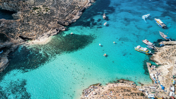 Chinese private charter - Malta + Blue Grotto + Grand Master's Palace + Upper Barrakka + Victoria Gate