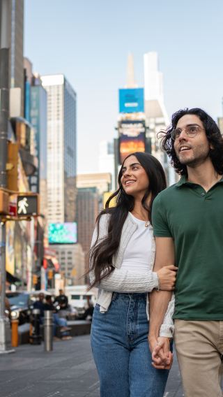 Small Group NYC Day to Night Tour w/Free Liberty Cruise Ticket