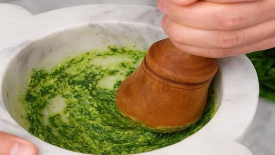 La Spezia: Pesto Making Class with Focaccia and Drink