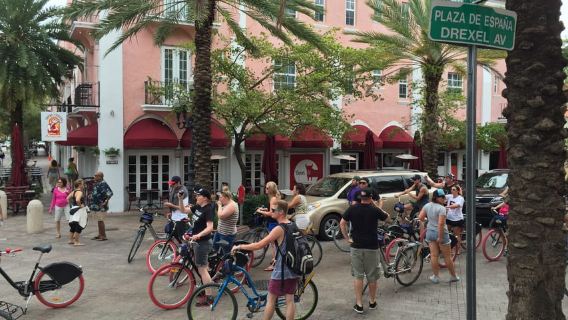 Miami: 2-Hour Art Deco Bike Tour