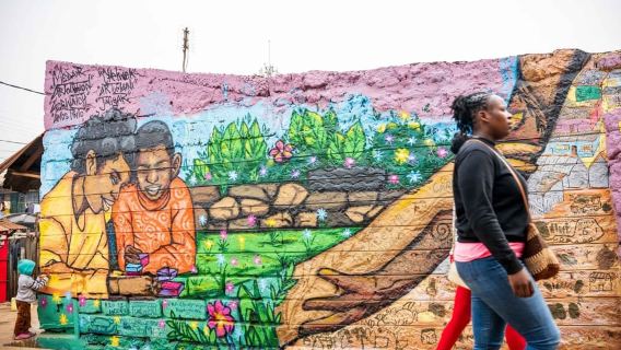 Nairobi: Kibera Street Art Tour with Local Artists