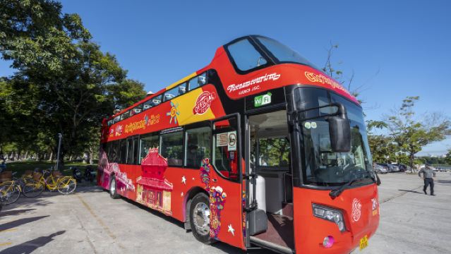 Hue Double-Decker Sightseeing Bus