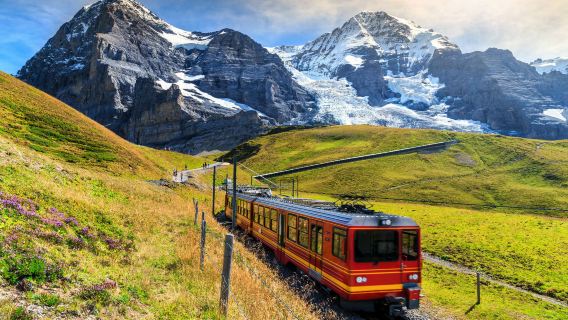 Grindelwald + Interlaken + Lauterbrunnen one-day tour(English Tour)
