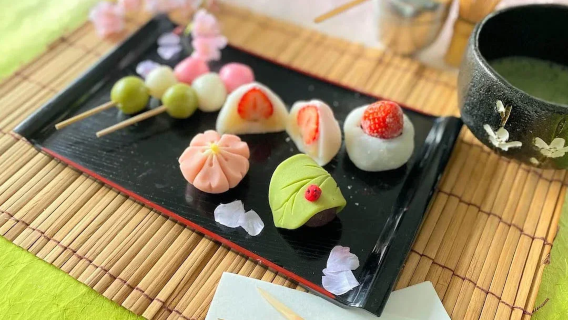 Cérémonie du thé à Tokyo avec mochi maison en accompagnement