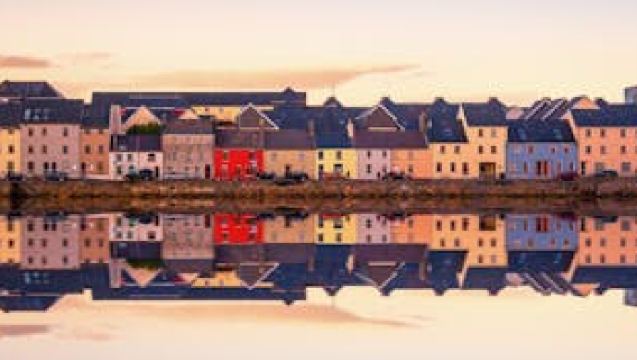 Learn about lassies, castles and battles on a self-guided audio tour in Galway