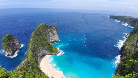West Nusa Penida with Paluang Cliff Private Day Tour include Lunch – Meet at Sanur Harbor
