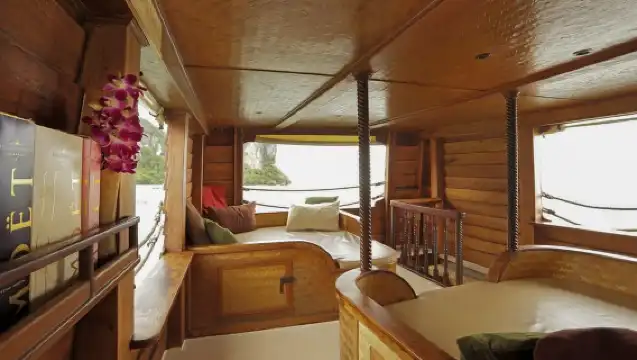 從普吉島出發：攀牙灣全日遊船（含餐點）