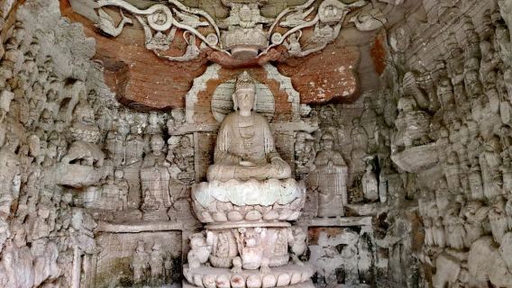 World Cultural Heritage Day Tour from Chongqing: Baoding Mountain and Dazu Rock Carvings (Chinese-Speaking Group)