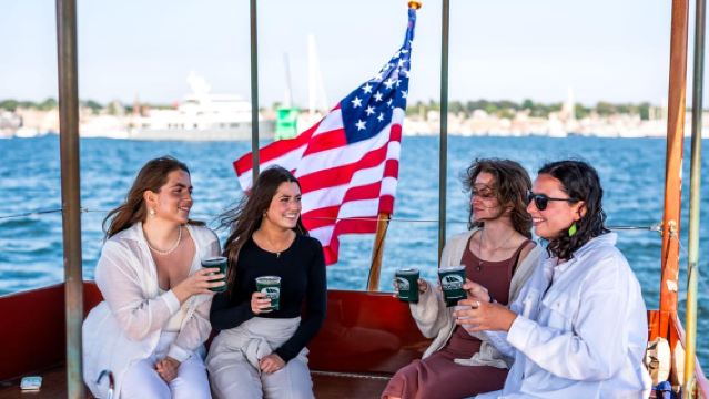 Newport : Croisière cocktail au coucher du soleil