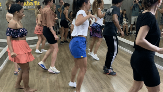 Rio de Janeiro: Beginner Samba Lesson in Ipanema