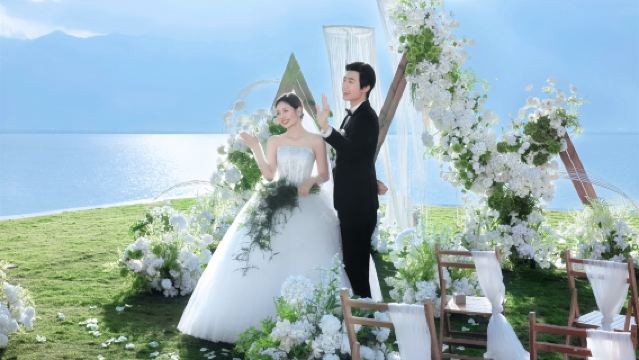 大理白族自治州Trip Moments【目的地旅行婚禮+婚紗照/草坪水台任選策劃/微電影/婚前影像視訊】