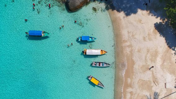 Đặt hàng sau khi tư vấn/Du lịch Nha Trang - Bãi biển Nha Trang - Mũi Đá Hòn Chồng - Khu vui chơi Vinpearl Land - Tháp Bà Ponagar/Sân bay/Dịch vụ xe đưa đón điểm đến điểm/Hướng dẫn viên du lịch/Dịch vụ xe riêng