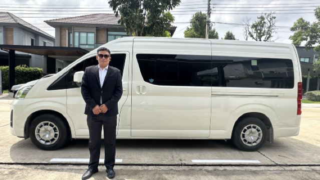 Bangkok-Hua Hin One-Way Private Car Service with 24/7 Chinese Customer Support and Multiple Vehicle Types Available