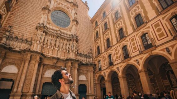 2-day Tour: Explore Montserrat, Girona and Costa Brava 