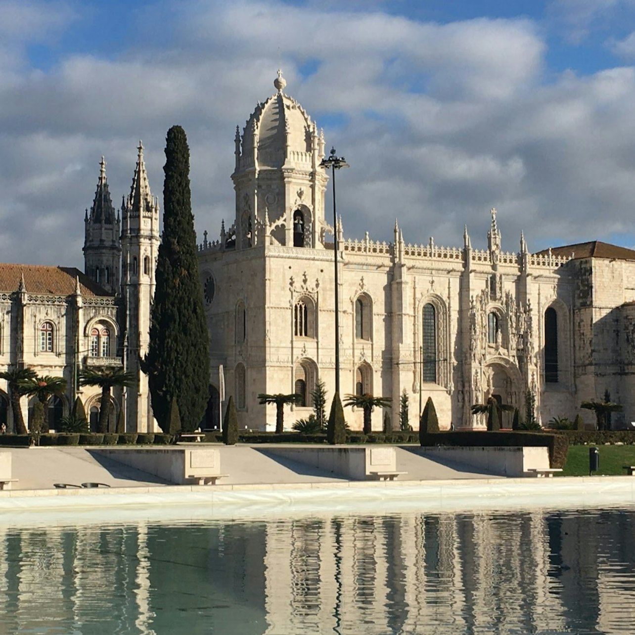 Lisbon: Guided Belém Walking Tour + Jerónimos Monastery Entry