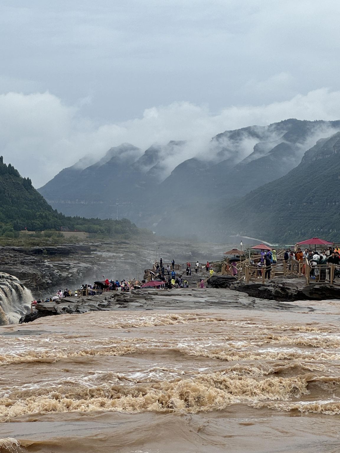 Yan'an The Mausoleum of Yellow Emperor + Hukou Waterfall tourist area of the Yellow River + Nanniwan day tour with English service
