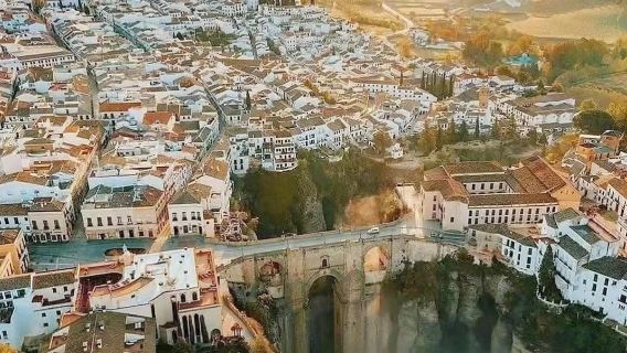 西班牙塞維利亞來回 龍達+馬拉加-精華線路-可包車-精選