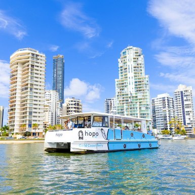 Warner Bros. Movie World, Sea World & Wet'n'Wild: Tiket 5 Hari + Ferry Pulang Pergi