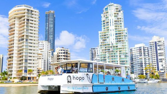 Warner Bros. Movie World, Sea World & Wet’n’Wild: 5-Day Pass + Roundtrip Ferry