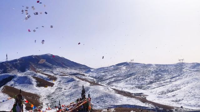 蘭州•武威一日遊｜馬牙雪山+烏鞘嶺+天梯山石窟+白塔寺