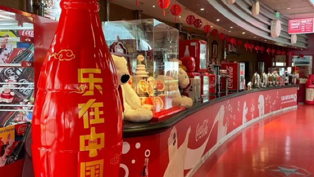 Shanghai Oriental Pearl Radio & Television Tower Two Spheres Observation Combo Ticket + Cola Restaurant/Revolving Restaurant Buffet (Enjoy Panoramic Views of Shanghai + Delicious Buffet + High-altitude Observation)