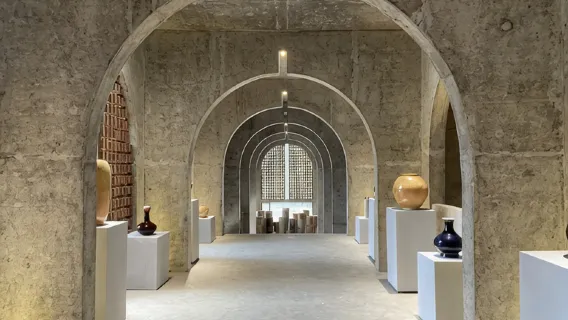 Jingdezhen, Jiangxi: Ceramic Museum + Sculpture Porcelain Factory + Sanbao Village | Customized Private Charter with Chinese-English Guide