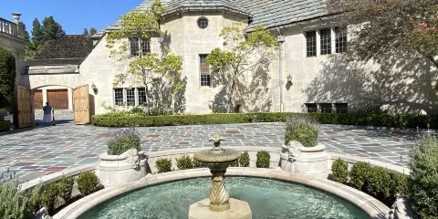 好萊塢星光大道+比佛利山+灰石豪苑+聖莫尼卡海灘一日遊專車