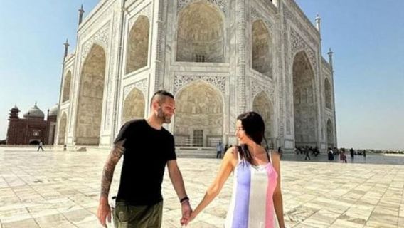 Taj Mahalin ja Agra Fortin kierros paikallisine ostoksineen ja marmoriupotusverstaineen