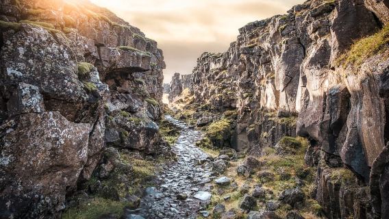 Reykjavik: Golden Circle Full-Day Tour with Kerid Crater