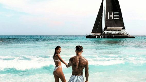 コーラル島＆ラチャ島：プーケット発カタマランクルーズ＋ランチ