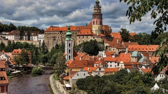 布拉格-克魯姆洛夫一日遊，【中文司導提供服務】！